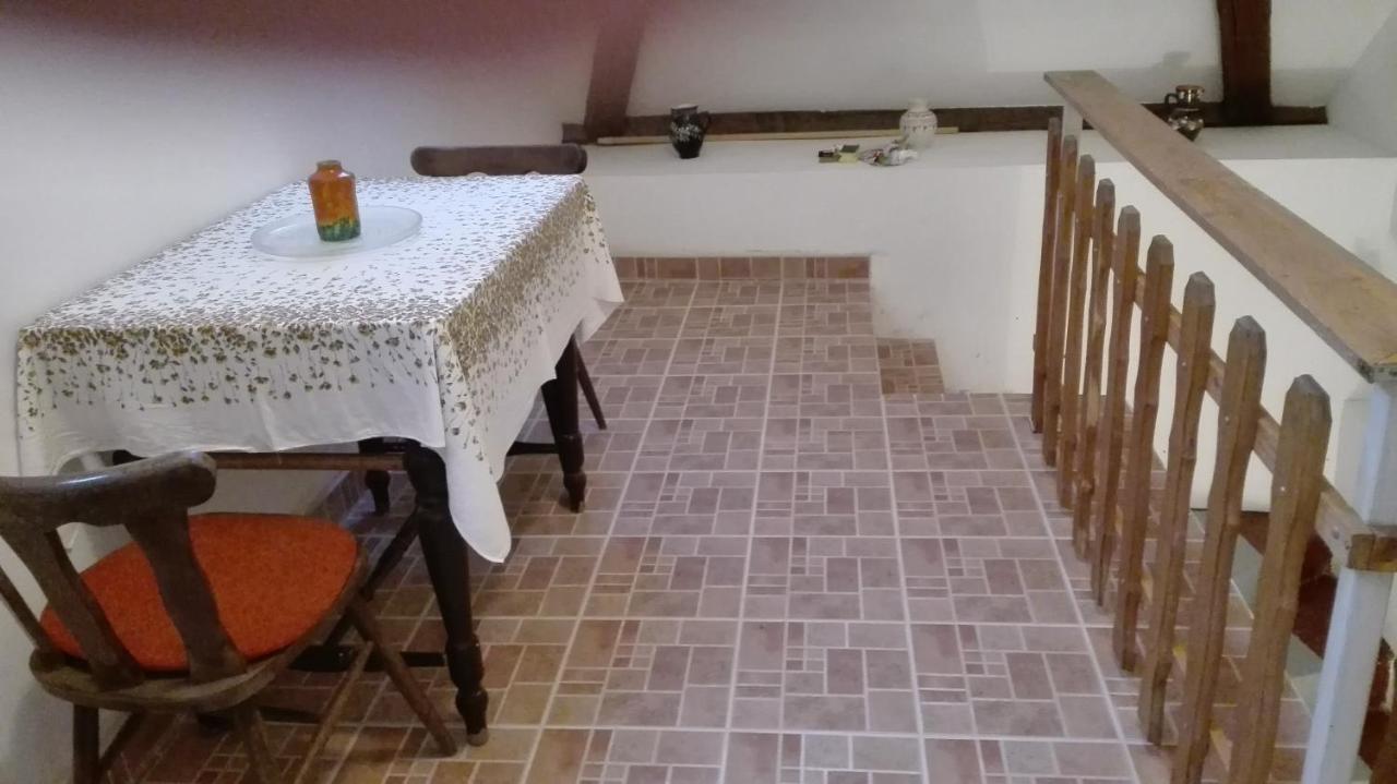 Magdalena Apartman Eger Luaran gambar